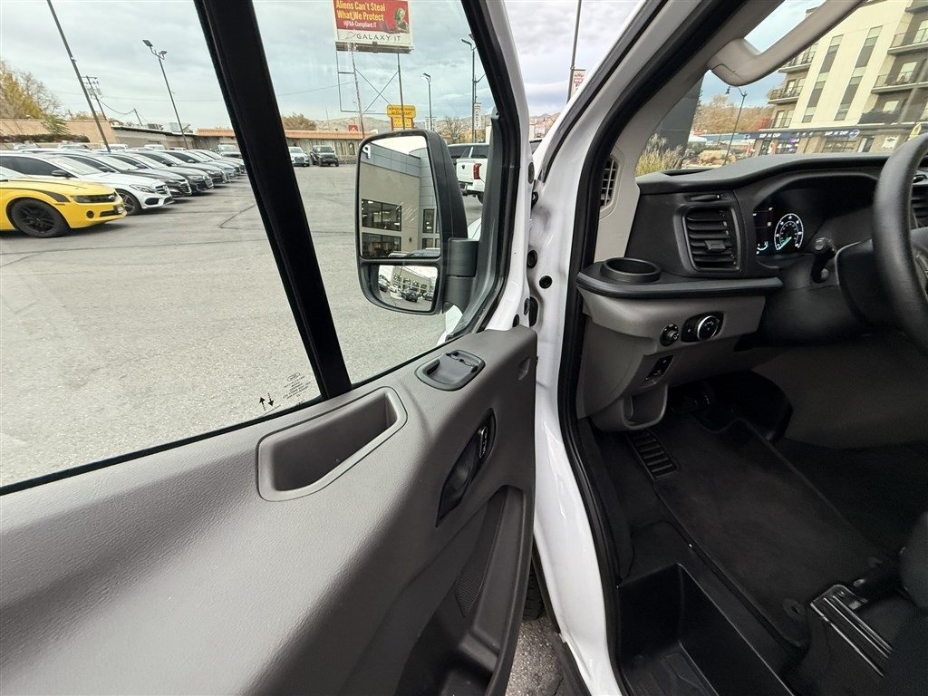 Ford Transit Passenger Wagon T-350 148" Low Roof XL RWD 2023