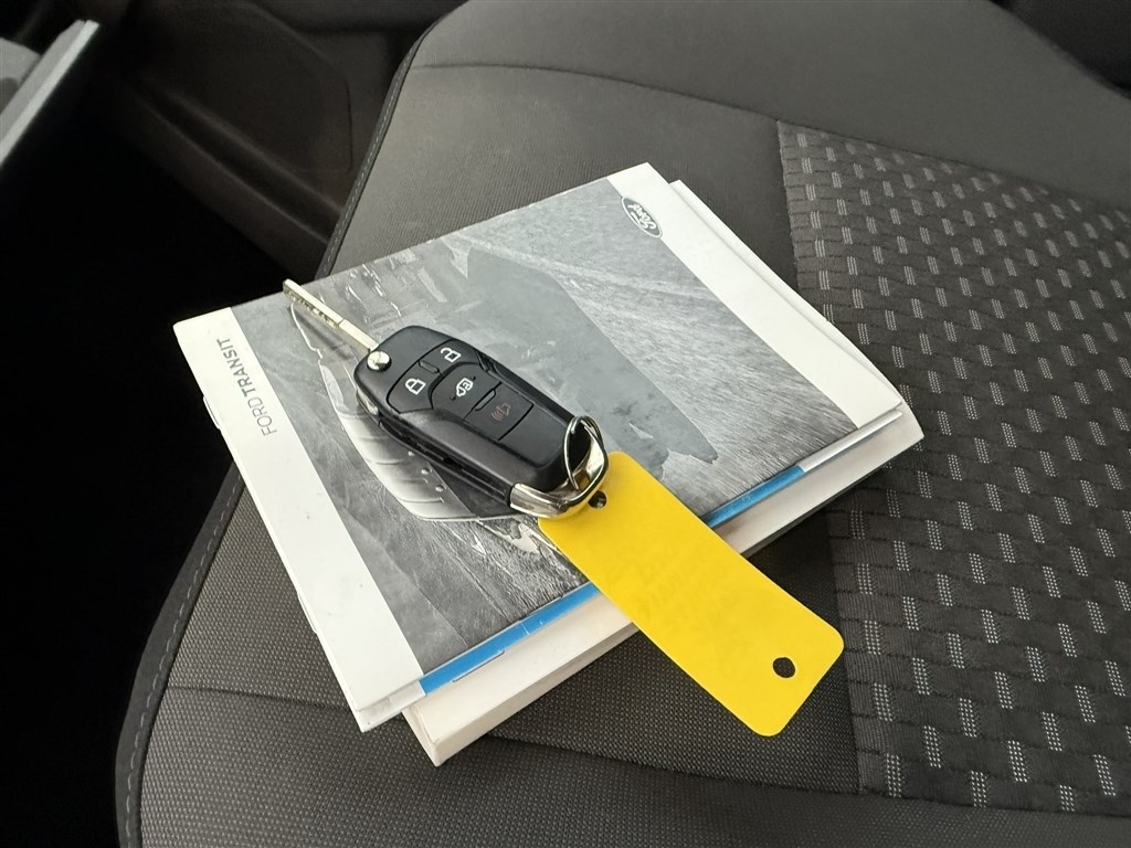 Ford Transit Passenger Wagon T-350 148" Low Roof XL RWD 2023