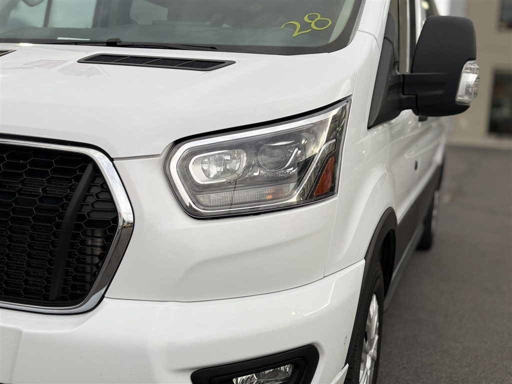 Ford Transit Passenger Wagon T-350 148" Low Roof XL RWD 2023