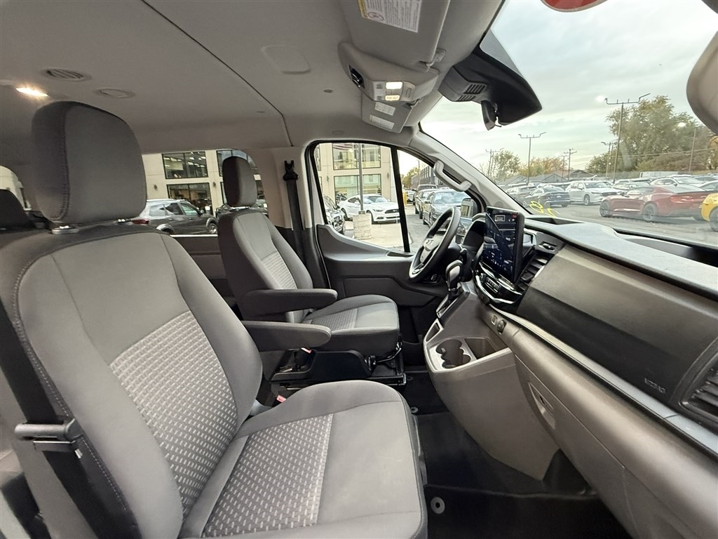 Ford Transit Passenger Wagon T-350 148" Low Roof XL RWD 2023