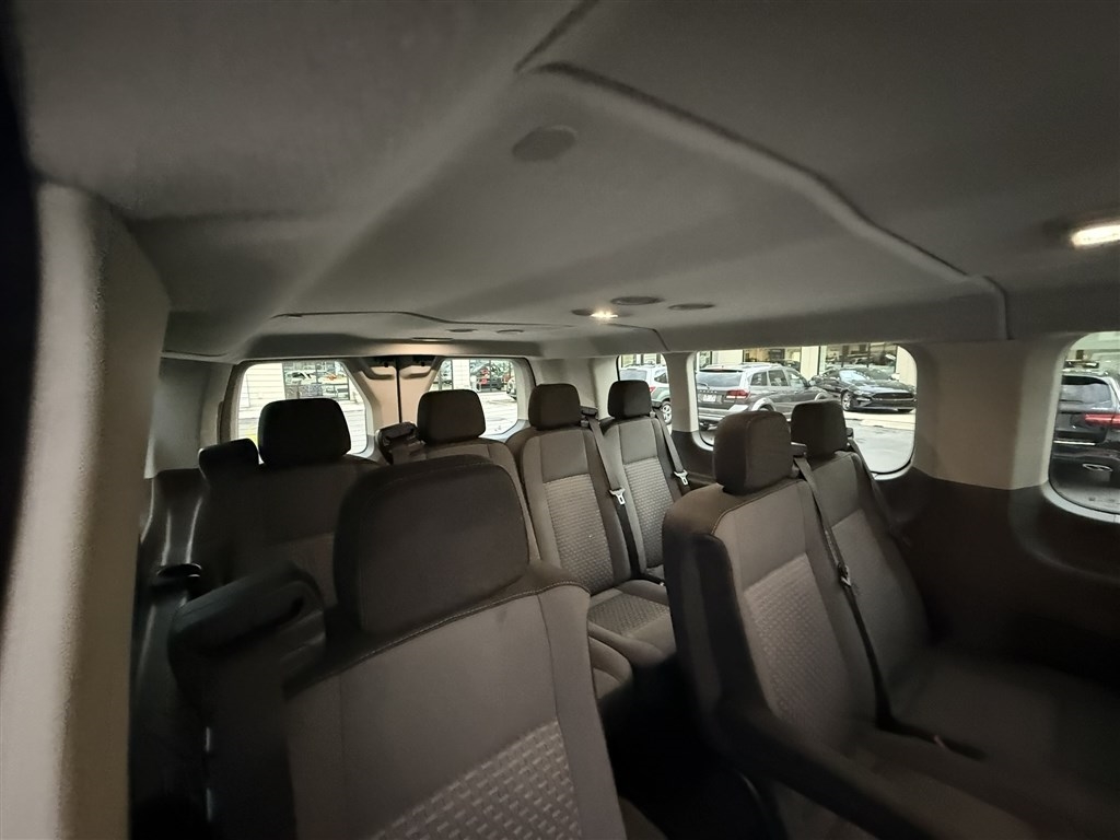 Ford Transit Passenger Wagon T-350 148" Low Roof XL RWD 2023