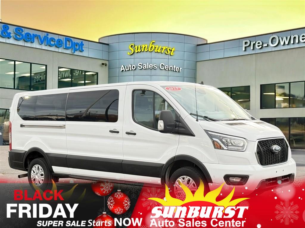 2023 Ford Transit Passenger Wagon T-350 148" Low Roof XL RWD