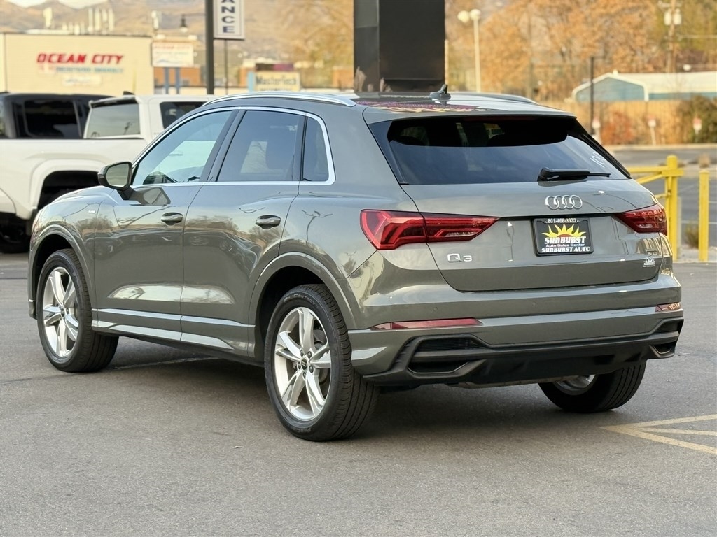 Audi Q3 S line Premium Plus 45 TFSI quattro 2023