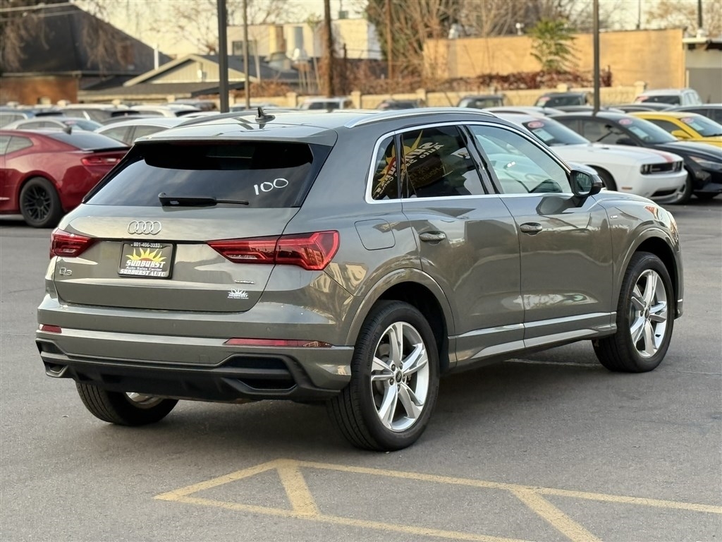 Audi Q3 S line Premium Plus 45 TFSI quattro 2023