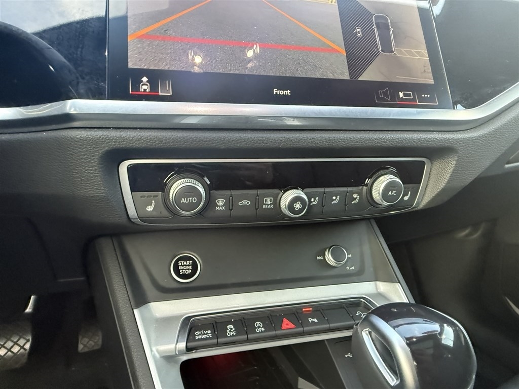 Audi Q3 S line Premium Plus 45 TFSI quattro 2023