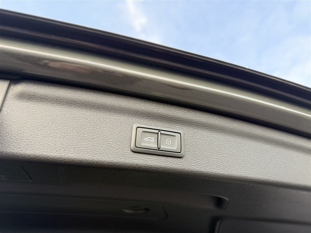 Audi Q3 S line Premium Plus 45 TFSI quattro 2023