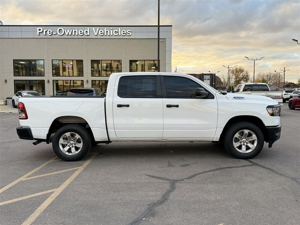 RAM 1500 Tradesman 4x4 Crew Cab 5'7" Box 2024