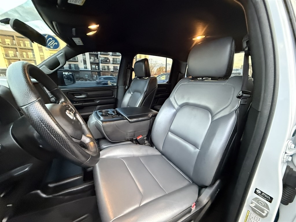 RAM 1500 Tradesman 4x4 Crew Cab 5'7" Box 2024