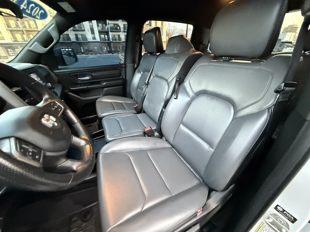 RAM 1500 Tradesman 4x4 Crew Cab 5'7" Box 2024