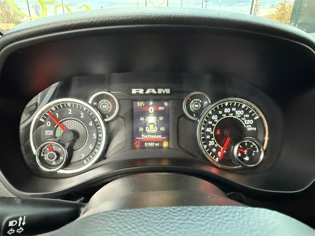 RAM 1500 Tradesman 4x4 Crew Cab 5'7" Box 2024