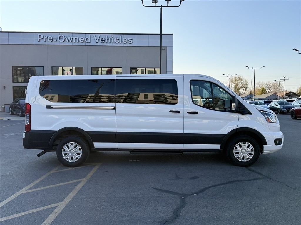 Ford Transit Passenger Wagon T-350 148" Low Roof XL RWD 2023