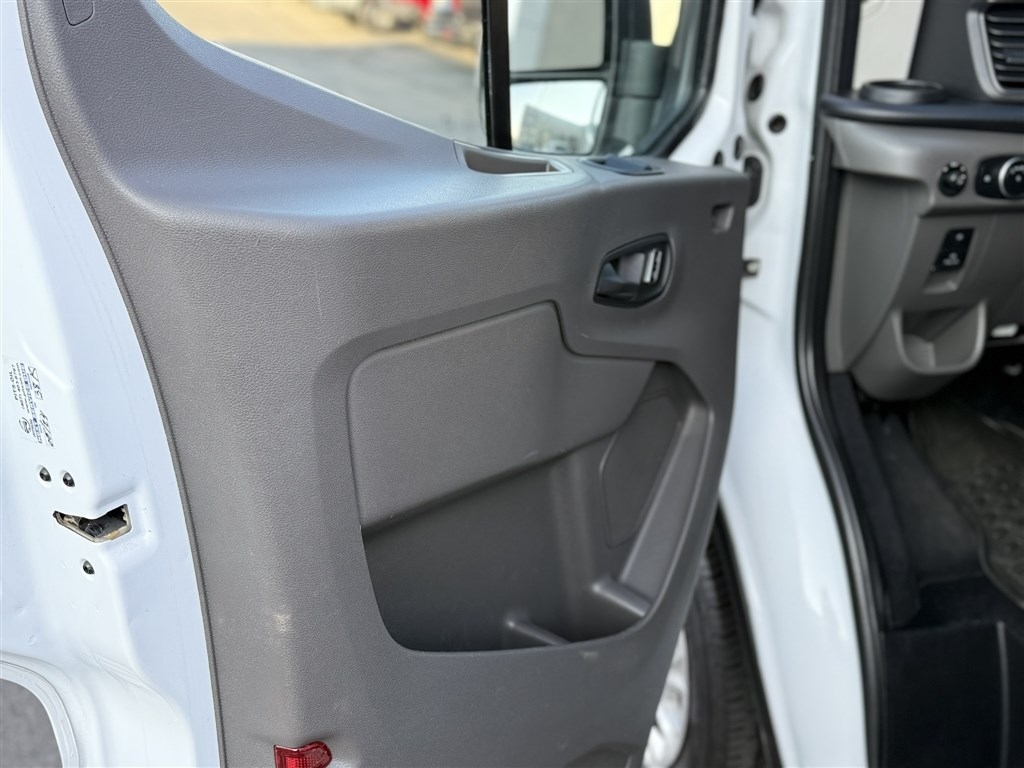 Ford Transit Passenger Wagon T-350 148" Low Roof XL RWD 2023