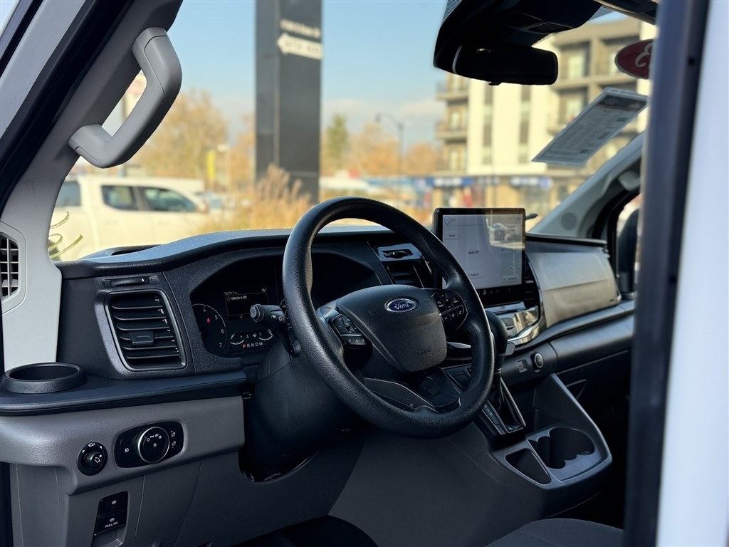 Ford Transit Passenger Wagon T-350 148" Low Roof XL RWD 2023