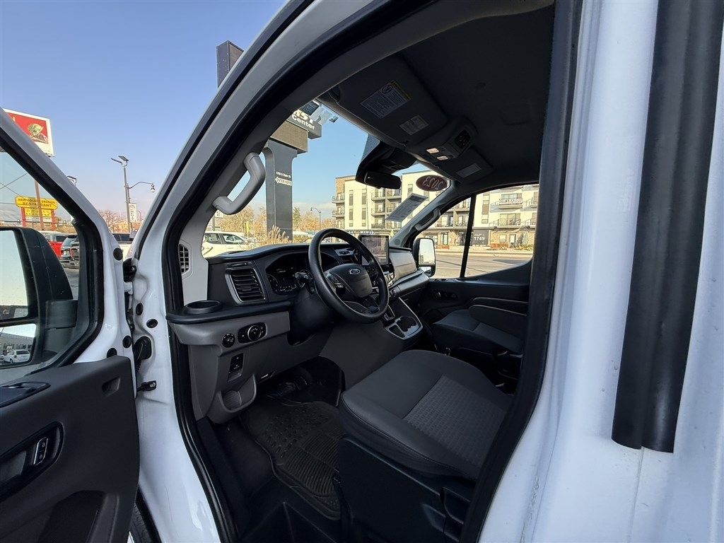Ford Transit Passenger Wagon T-350 148" Low Roof XL RWD 2023