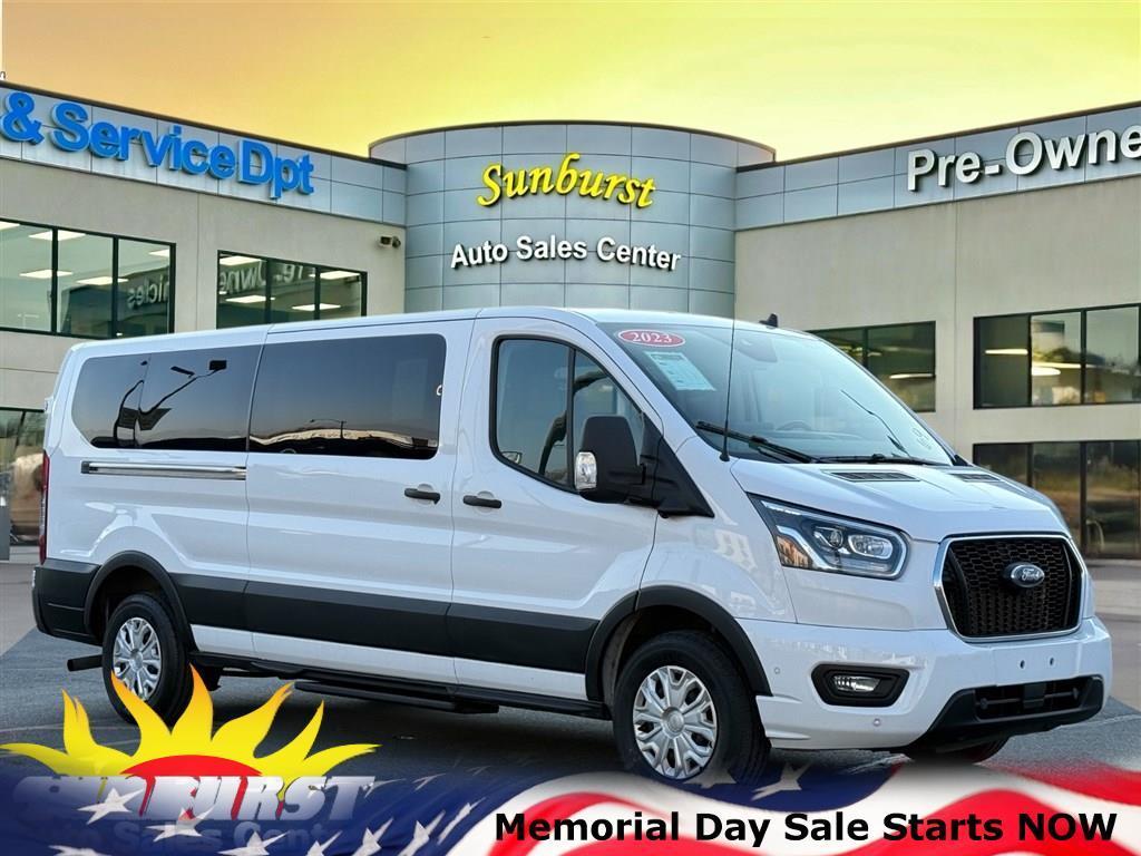 2023 Ford Transit Passenger Wagon T-350 148" Low Roof XL RWD