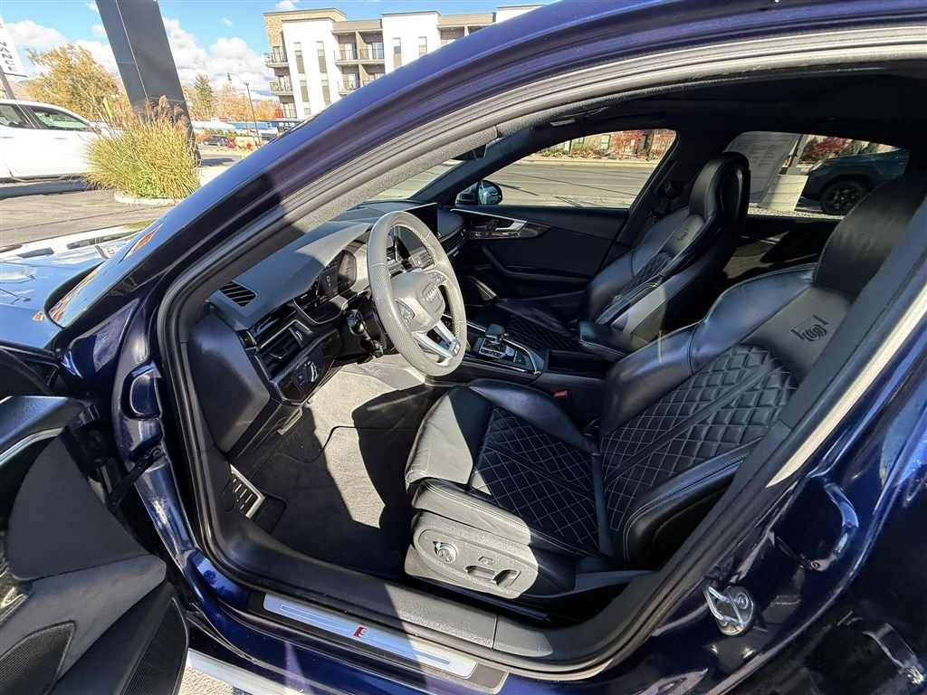 Audi S4 Premium Plus 3.0 TFSI quattro 2021