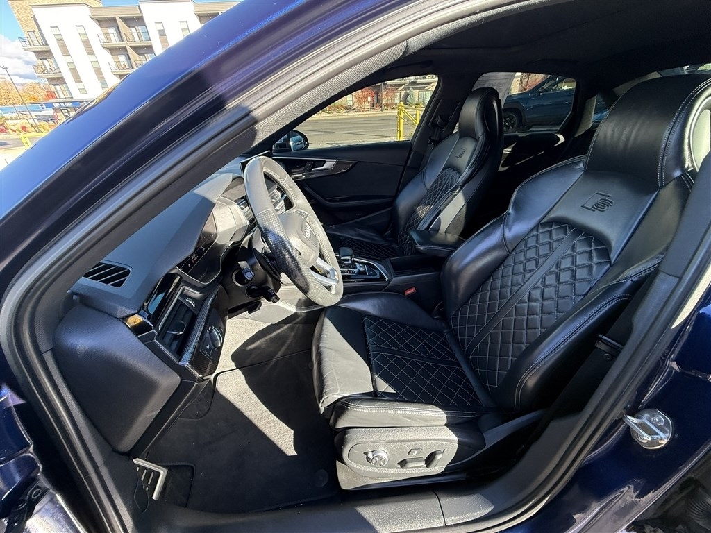 Audi S4 Premium Plus 3.0 TFSI quattro 2021