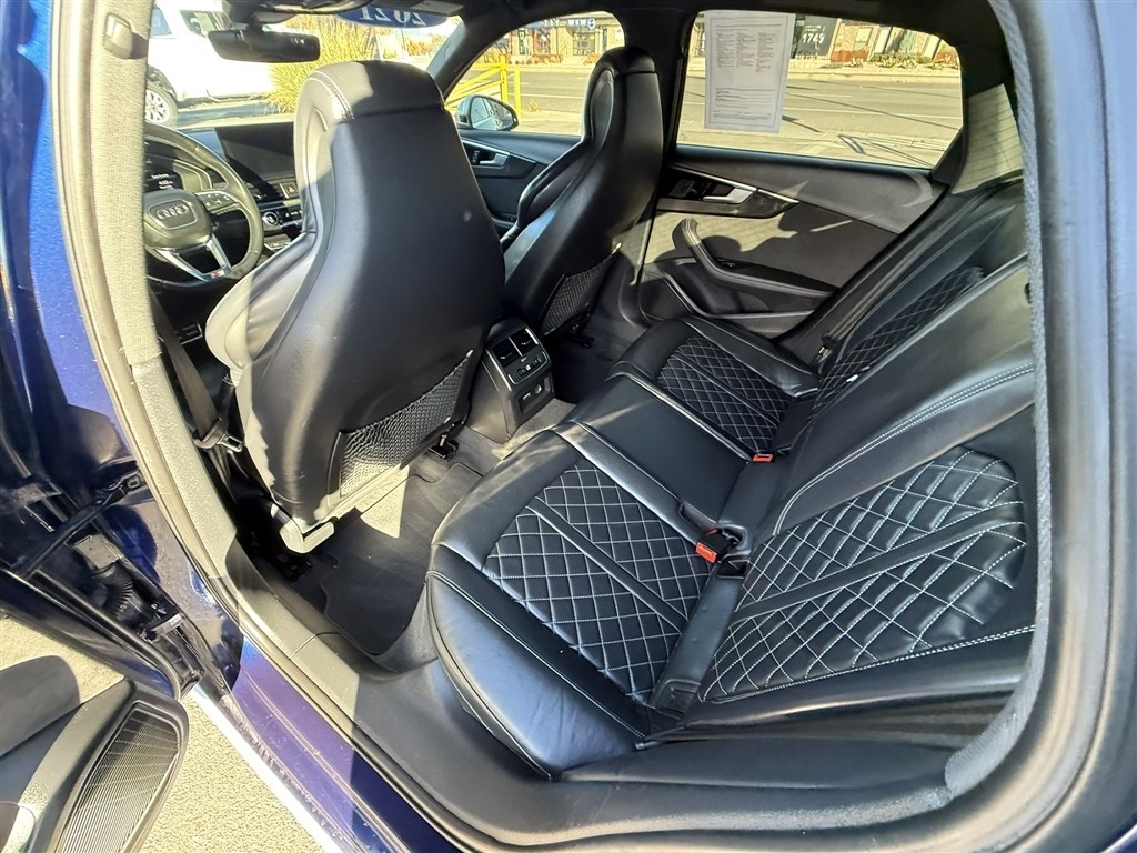 Audi S4 Premium Plus 3.0 TFSI quattro 2021