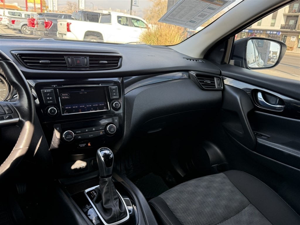 Nissan Rogue Sport AWD SV 2019