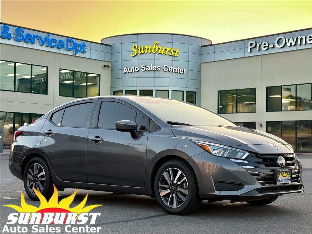 2023 Nissan Versa SV CVT