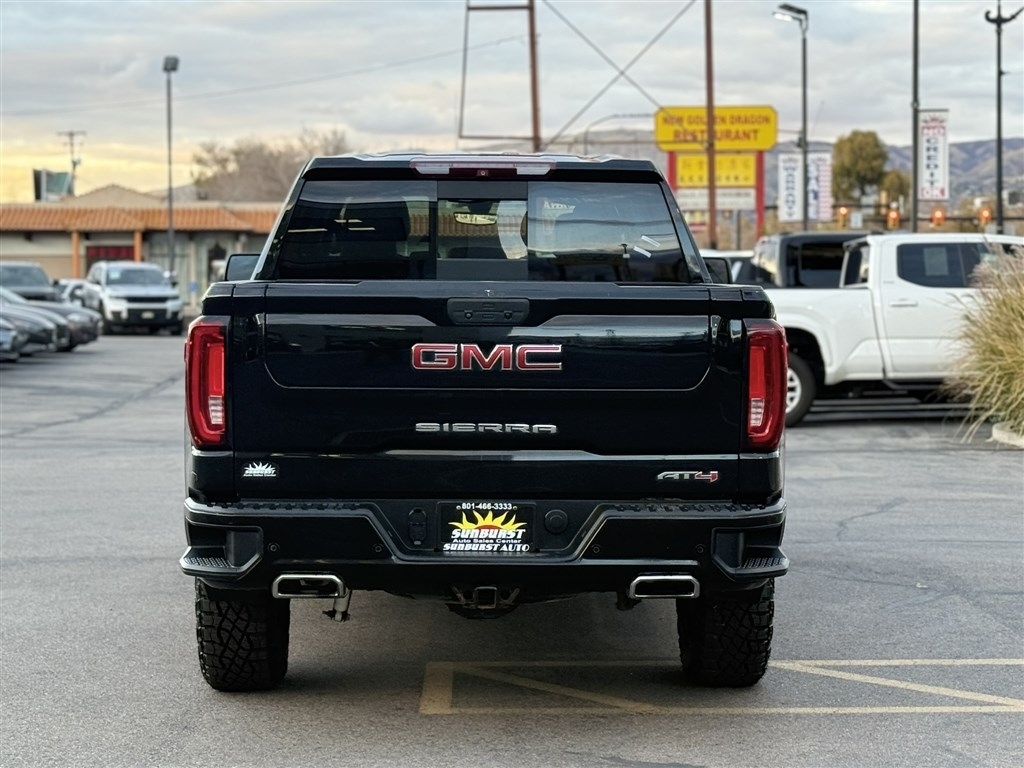 GMC Sierra 1500 4WD Crew Cab 147" AT4 2019