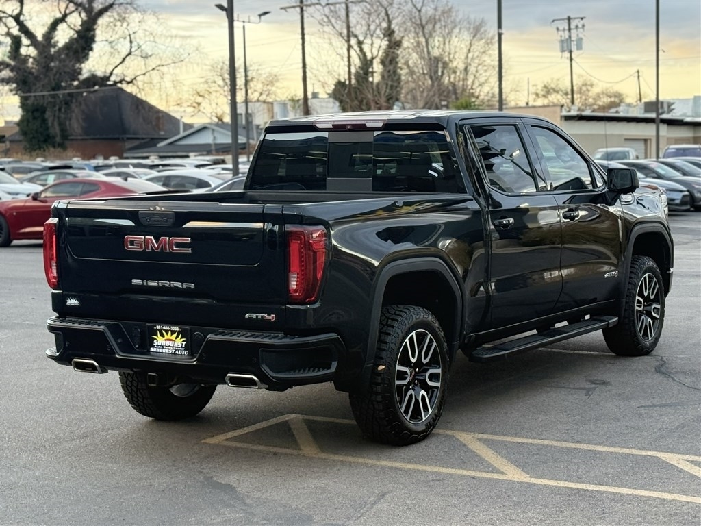GMC Sierra 1500 4WD Crew Cab 147" AT4 2019