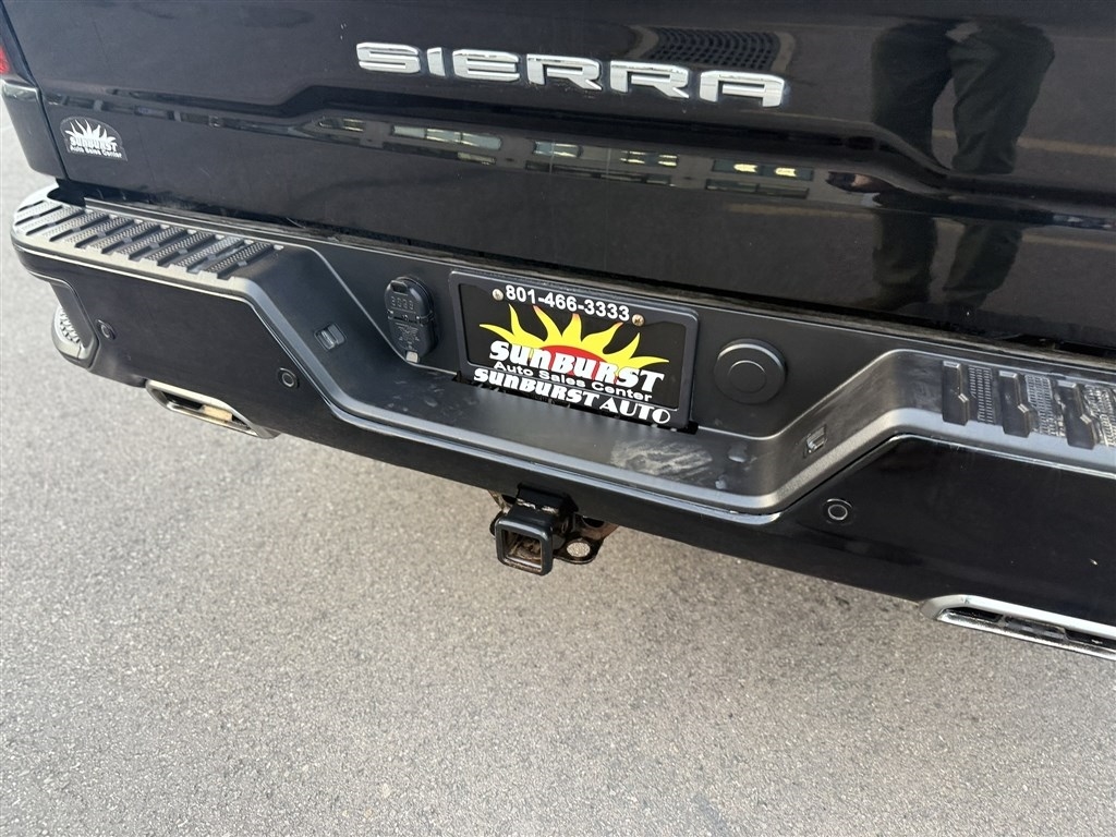 GMC Sierra 1500 4WD Crew Cab 147" AT4 2019