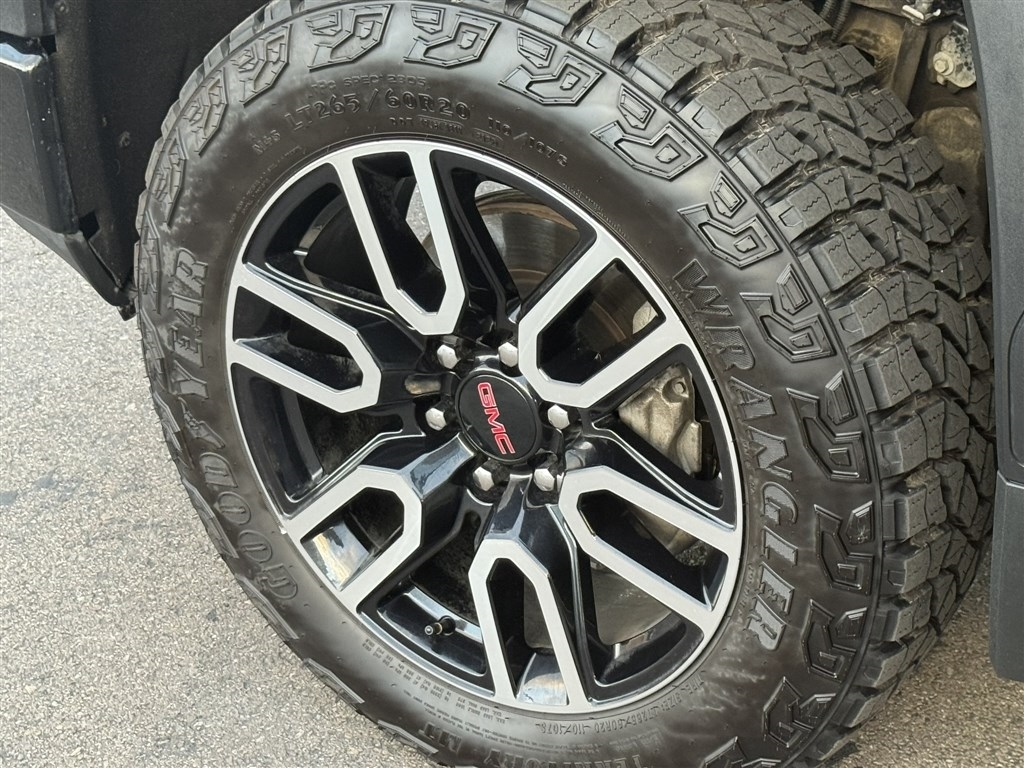 GMC Sierra 1500 4WD Crew Cab 147" AT4 2019