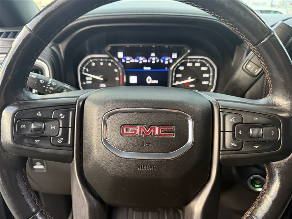 GMC Sierra 1500 4WD Crew Cab 147" AT4 2019