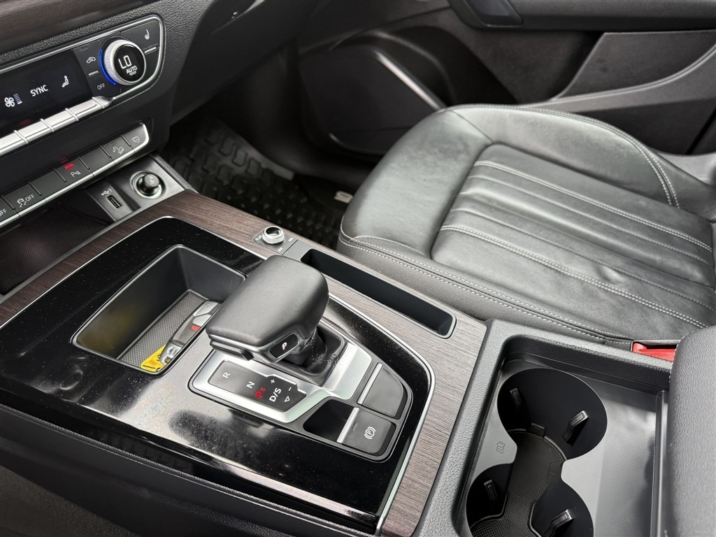 Audi Q5 S line Premium 45 TFSI quattro 2023