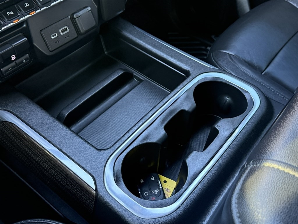 Chevrolet Silverado 1500 4WD Crew Cab 147" RST 2020