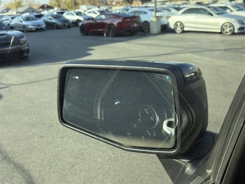 Chevrolet Silverado 1500 4WD Crew Cab 147" RST 2020