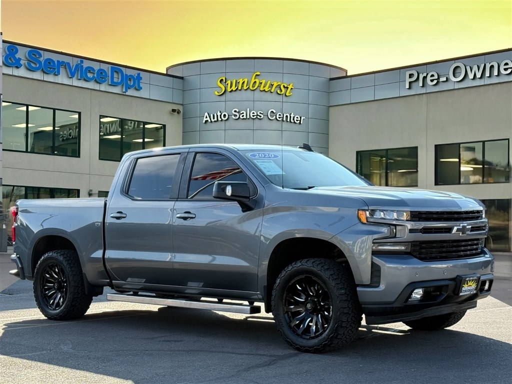 Chevrolet Silverado 1500 4WD Crew Cab 147" RST 2020