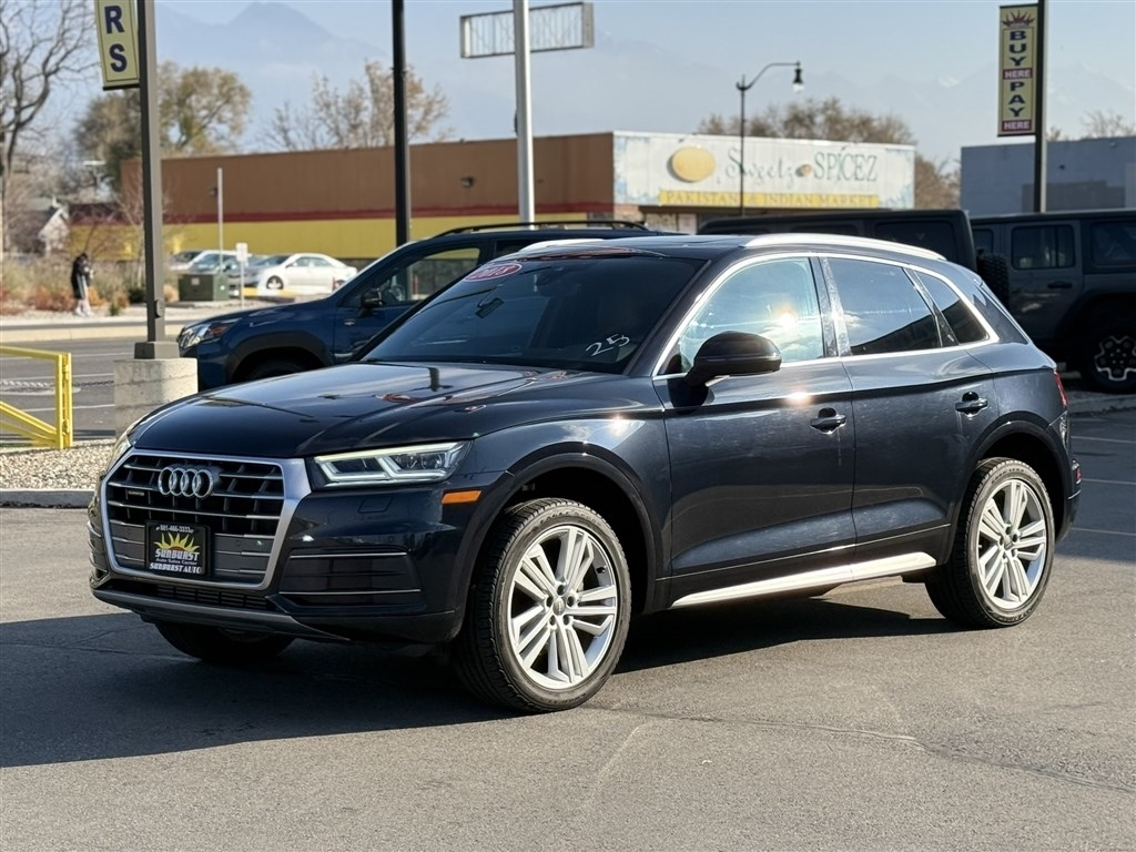 2018 Audi Q5 TFSI Premium Plus photo 3