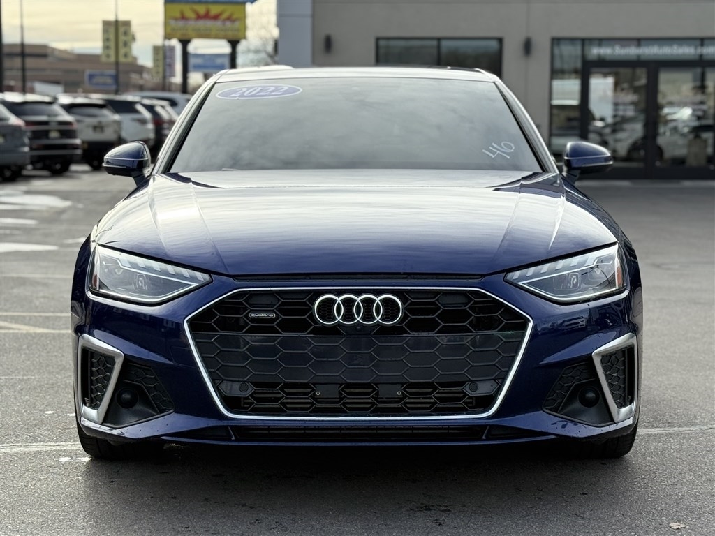 Audi A4 Sedan S line Premium Plus 45 TFSI quattro 2022