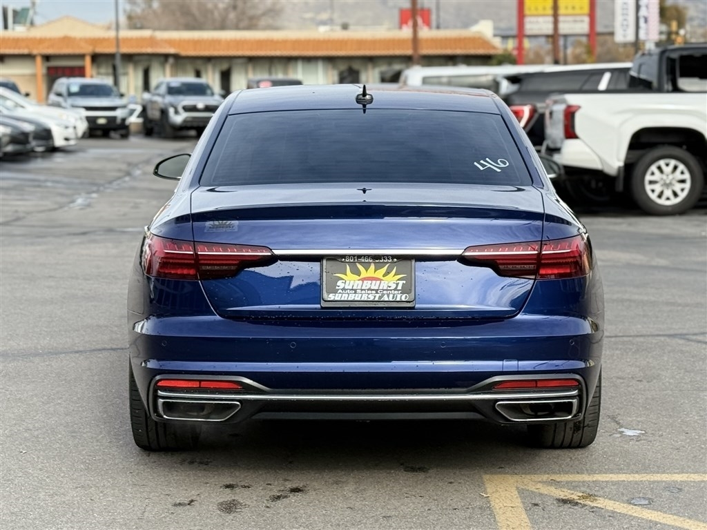 Audi A4 Sedan S line Premium Plus 45 TFSI quattro 2022