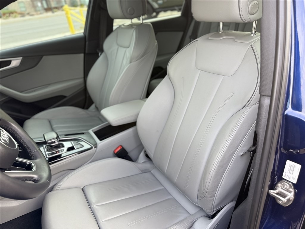 Audi A4 Sedan S line Premium Plus 45 TFSI quattro 2022