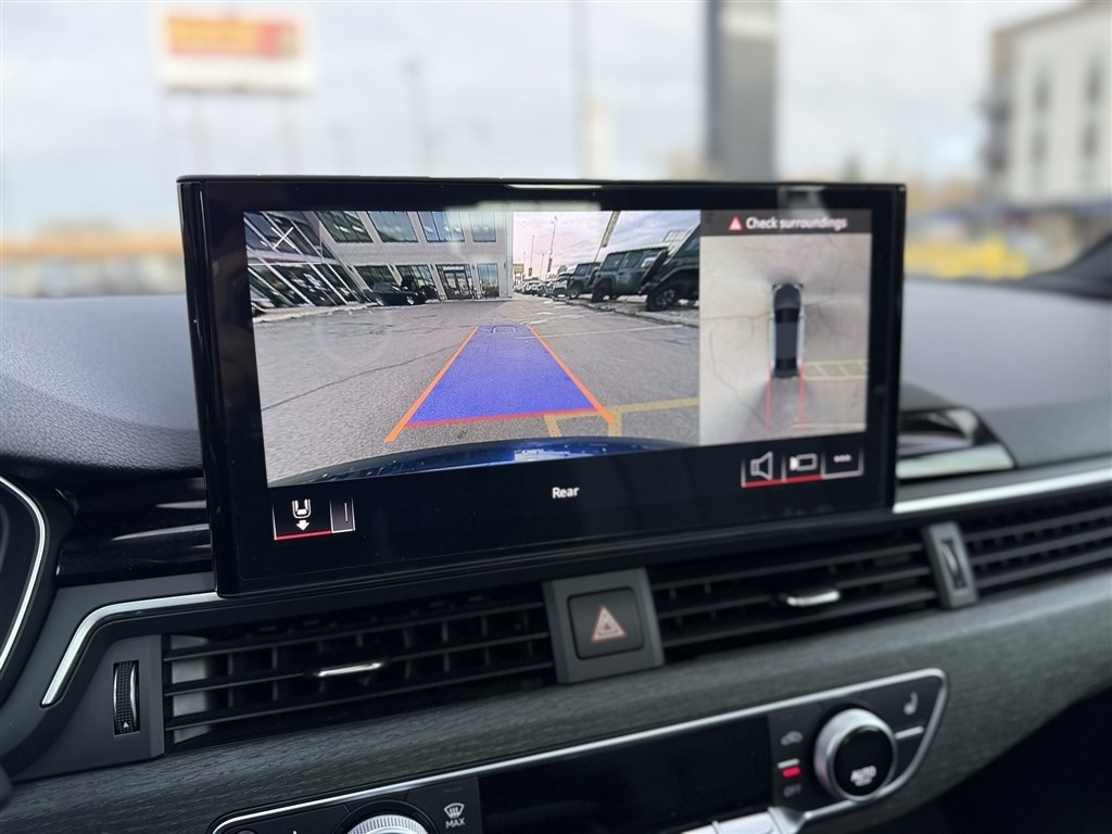 Audi A4 Sedan S line Premium Plus 45 TFSI quattro 2022