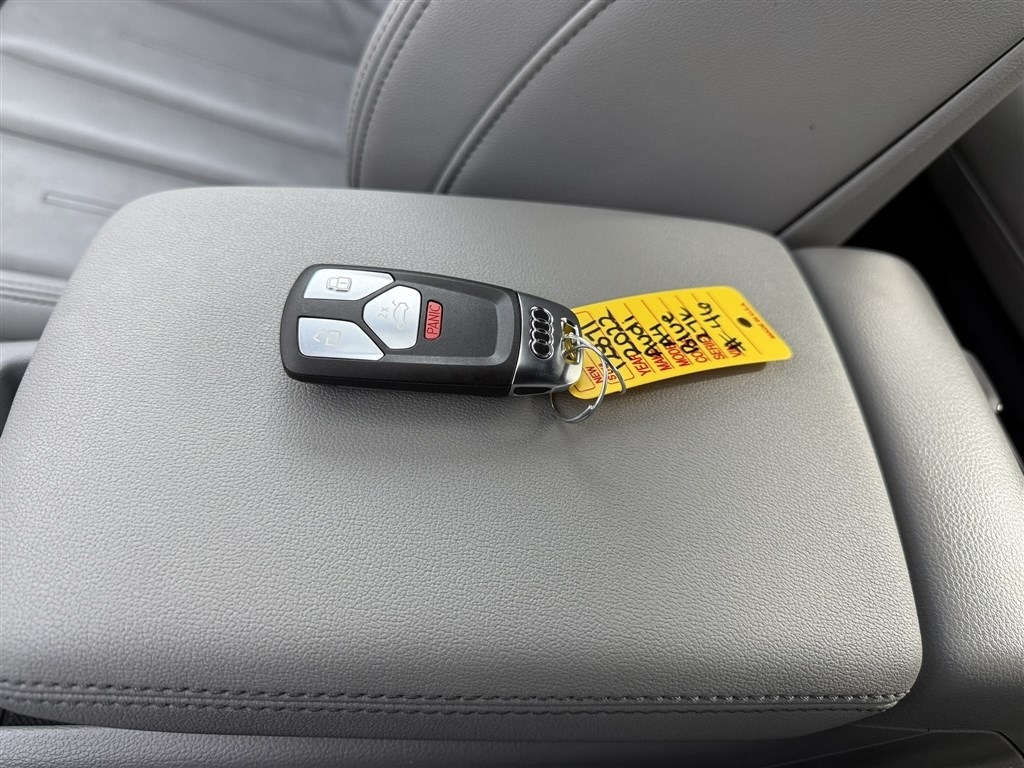 Audi A4 Sedan S line Premium Plus 45 TFSI quattro 2022