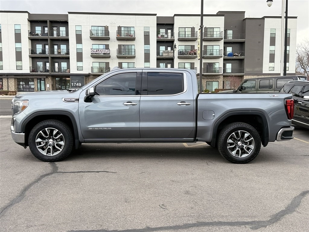 GMC Sierra 1500 4WD Crew Cab 147" SLT 2019