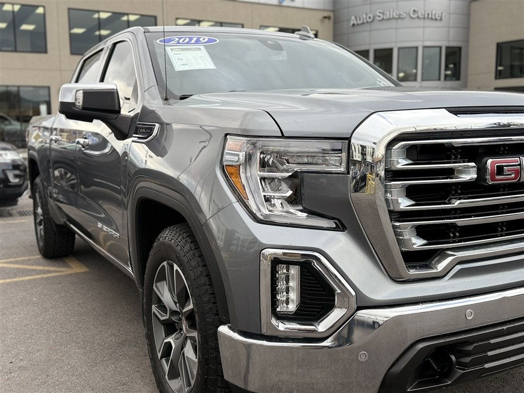 GMC Sierra 1500 4WD Crew Cab 147" SLT 2019