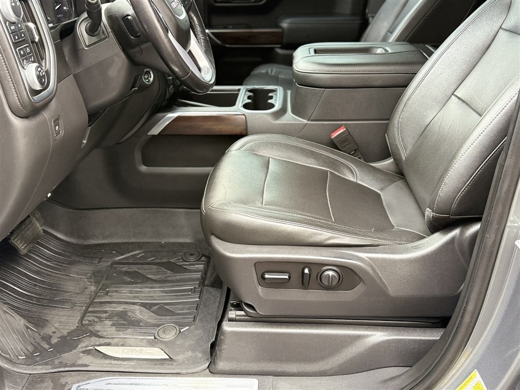 GMC Sierra 1500 4WD Crew Cab 147" SLT 2019