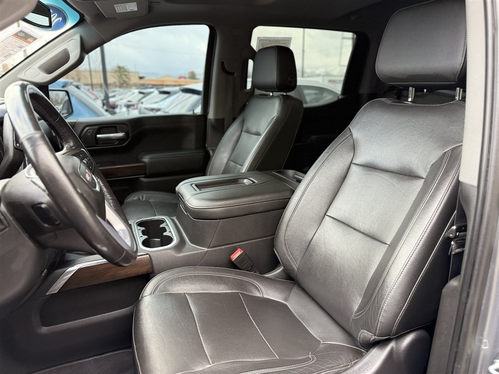 GMC Sierra 1500 4WD Crew Cab 147" SLT 2019