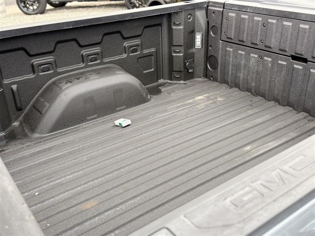 GMC Sierra 1500 4WD Crew Cab 147" SLT 2019