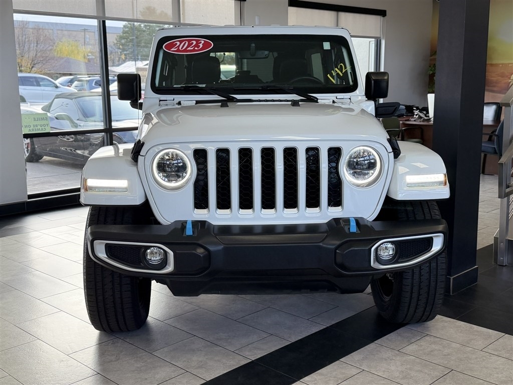 2023 Jeep Wrangler Sahara 4xe photo 2