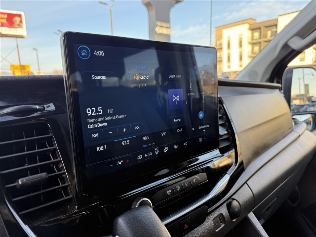 Ford Transit Passenger Wagon T-350 148" Low Roof XL RWD 2023