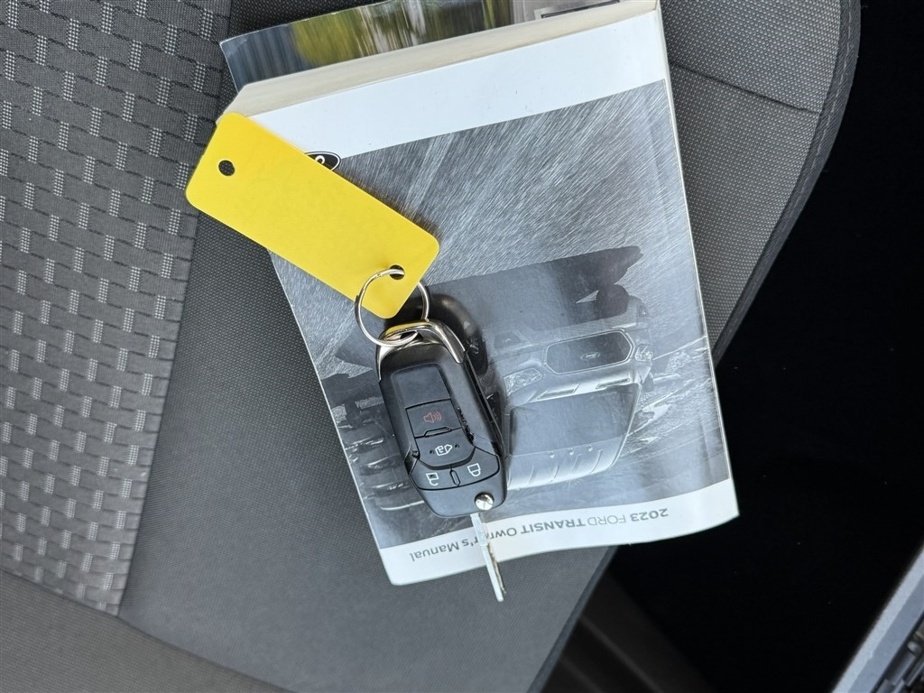 Ford Transit Passenger Wagon T-350 148" Low Roof XL RWD 2023