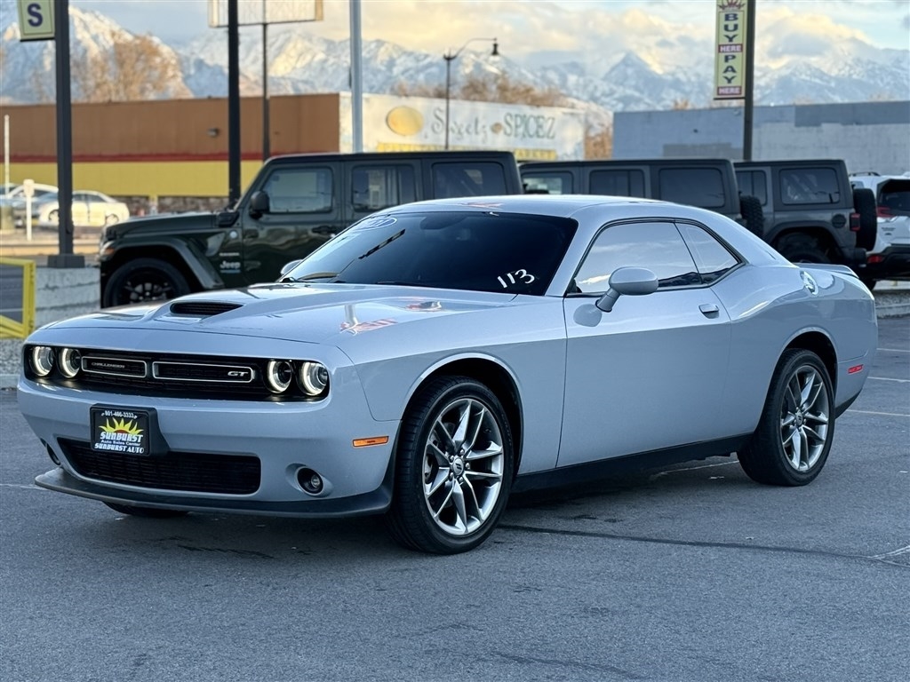 Dodge Challenger GT AWD 2021