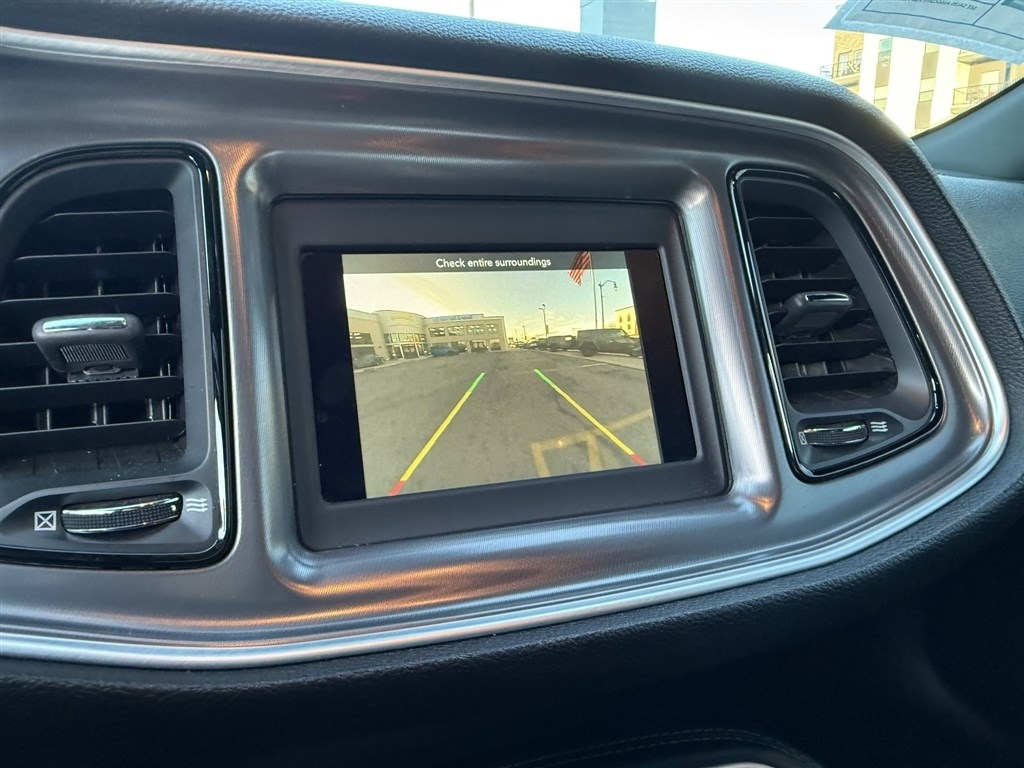 Dodge Challenger GT AWD 2021