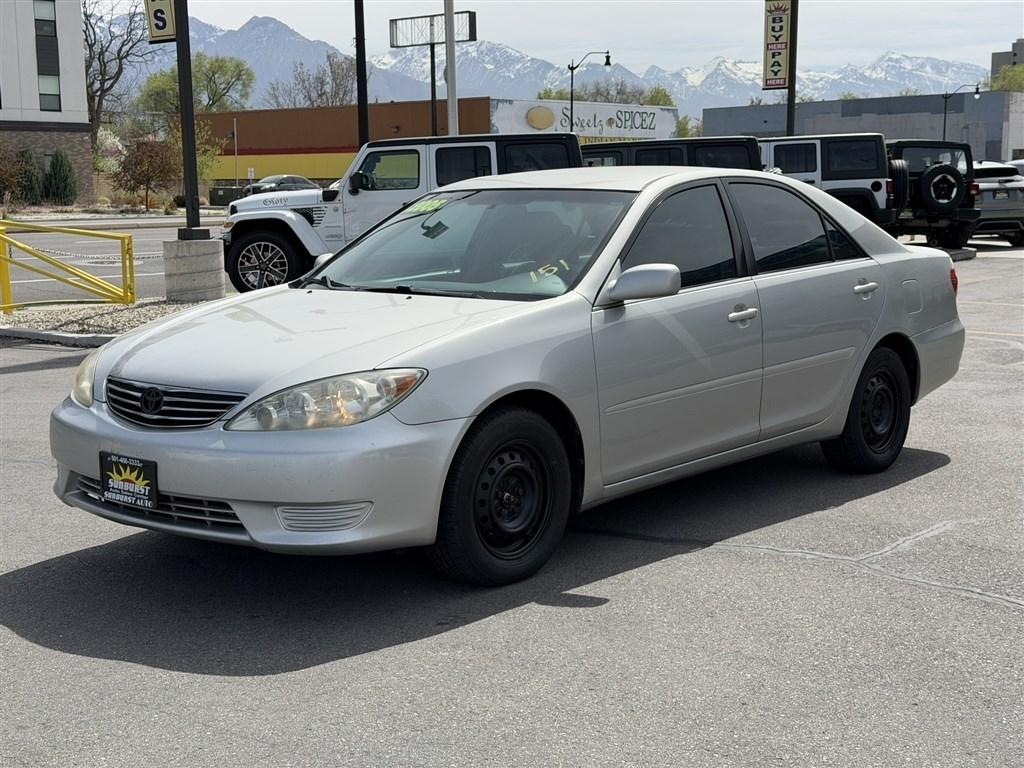 Toyota Camry LE 2005